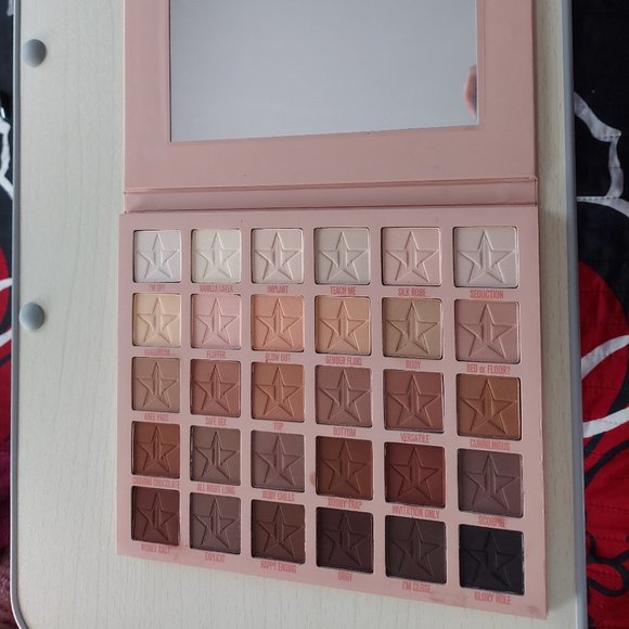 Jeffree Star Other - Jeffree Star Orgy eyeshadow palete
